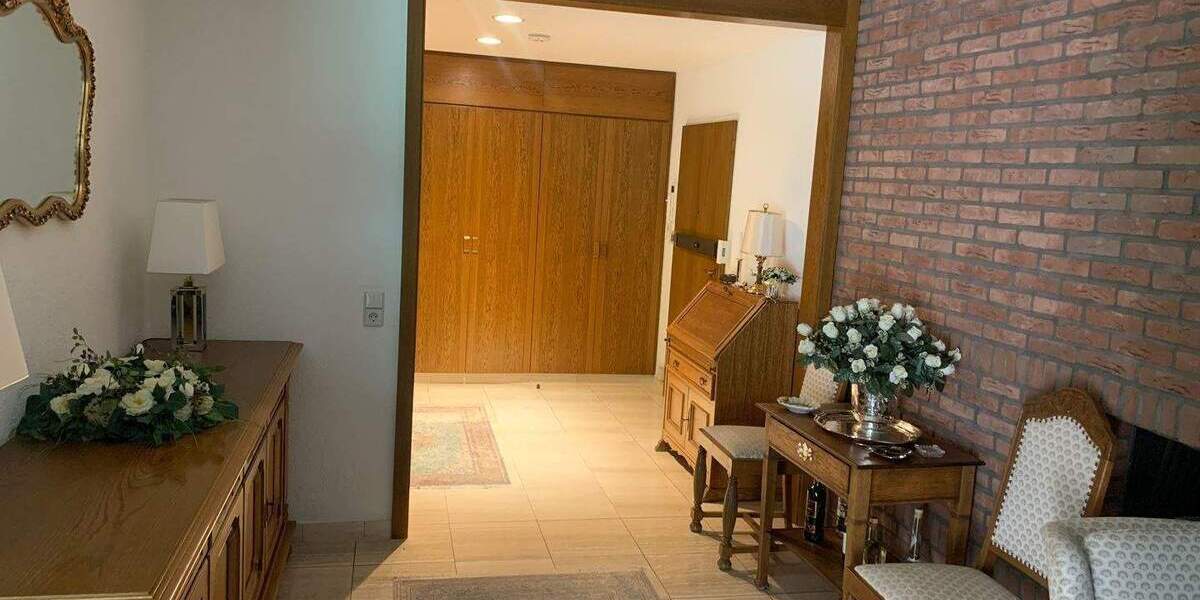 Etagenwohnung Dortmund Mitte - 3 Zimmer, 125 m&sup2;, 1.500&euro; | Angebot:25698605