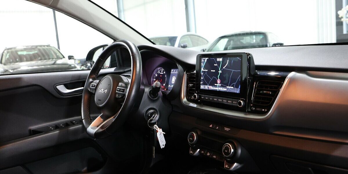 Kia Stonic 1.0 T-GDI DCT VISION AUTOMATIK / LED, AHK 30.000 km 18.444 &euro; Hamm 59077