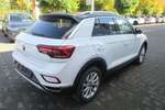 VW T-Roc Style 1.5 TSI DSG NAVI AHK IQ LIGHT ALU APS 26.200 km 27.988 &euro; Bergkamen 59192
