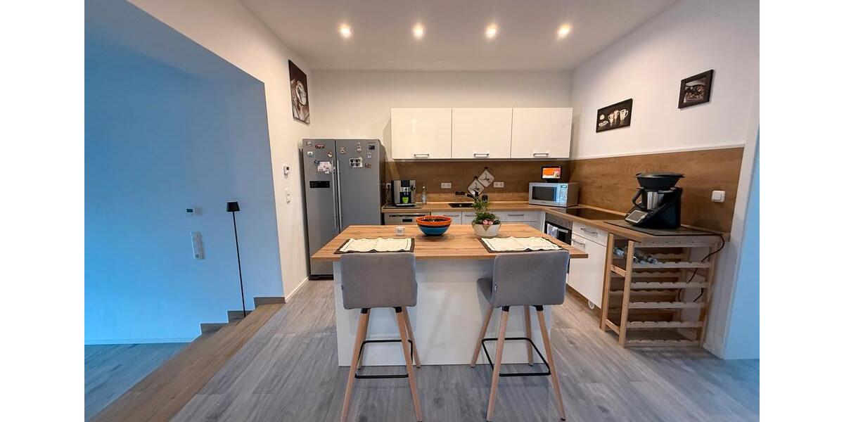 Erdgeschoßwohnung Kamen - 3 Zimmer, 125 m&sup2;, 1.490&euro; | Angebot:25892844