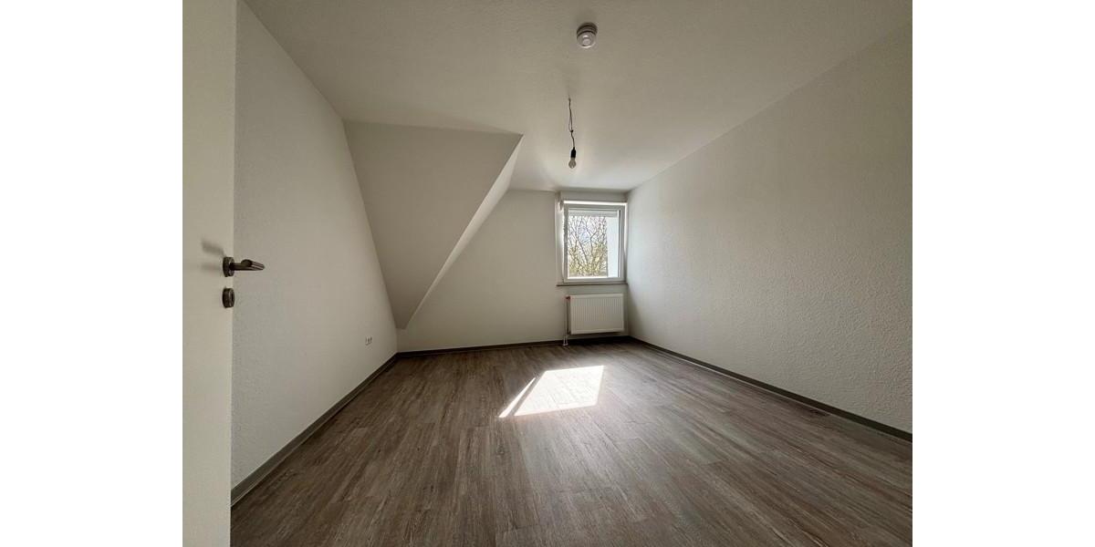 Dachgeschoßwohnung Dortmund Mengede - 2 Zimmer, 53 m&sup2;, 631&euro; | Angebot:25570086