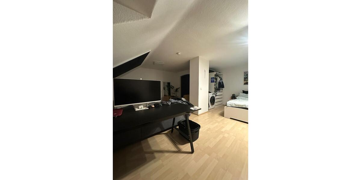 Dachgeschoßwohnung Dortmund Innenstadt Ost - 1 Zimmer, 35 m&sup2;, 480&euro; | Angebot:26624766