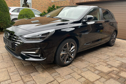 Hyundai i30plus 24.844 km 18.990 &euro; Hamm 59065