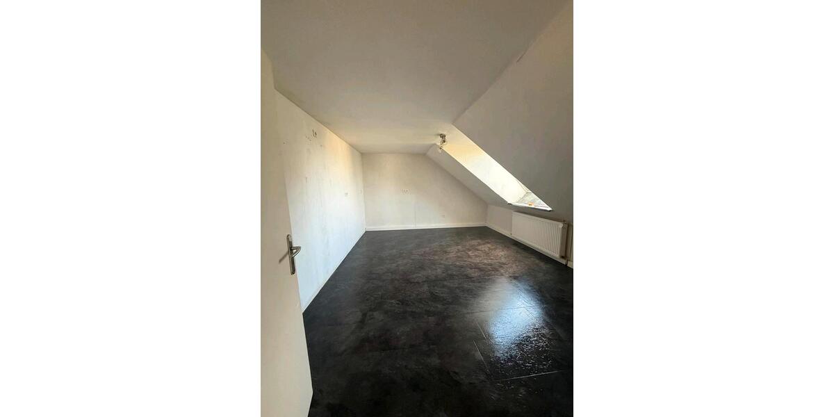 Dachgeschoßwohnung Witten Heven - 3 Zimmer, 70 m&sup2;, 630&euro; | Angebot:26532757