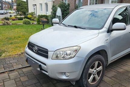 Toyota RAV 4 209.000 km 3.900 &euro; Dortmund 44379