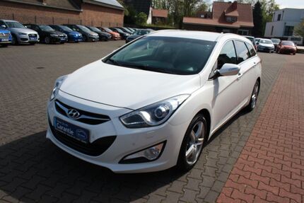 Hyundai i40 106.000 km 9.490 &euro; Hamm 59073