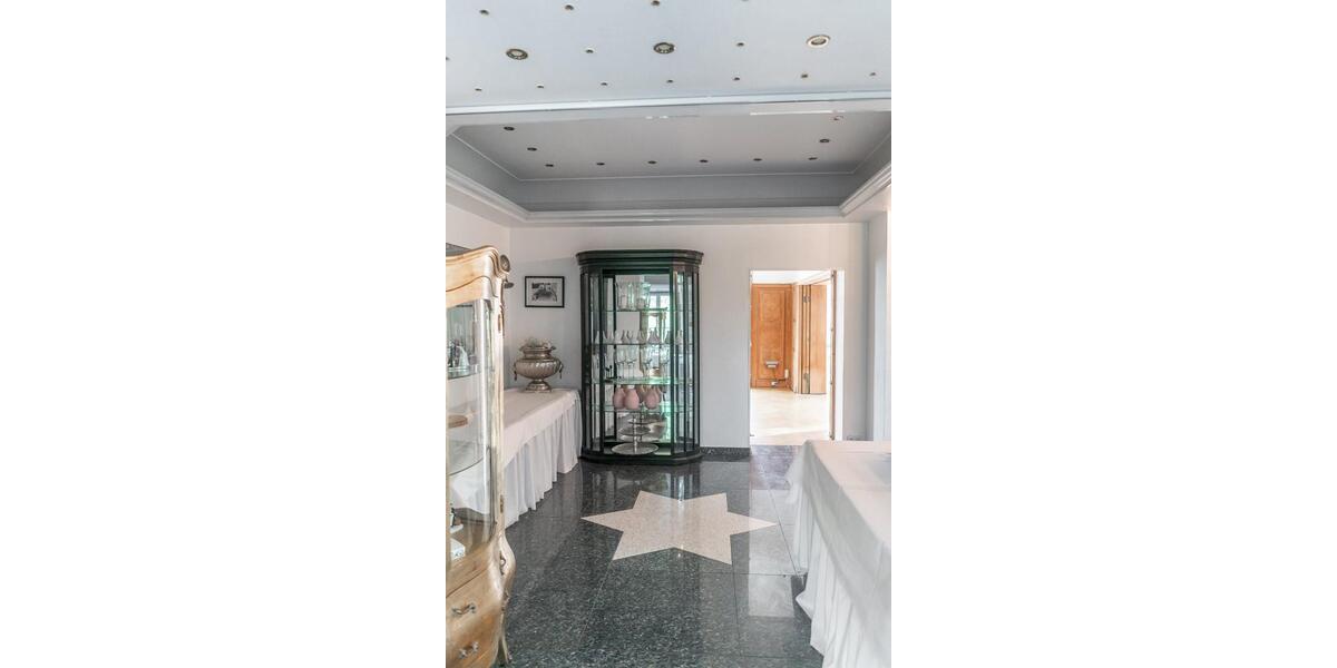 Terrassenwohnung Wetter (Ruhr) - 6 Zimmer, 350 m&sup2;, 3.500&euro; | Angebot:25542419