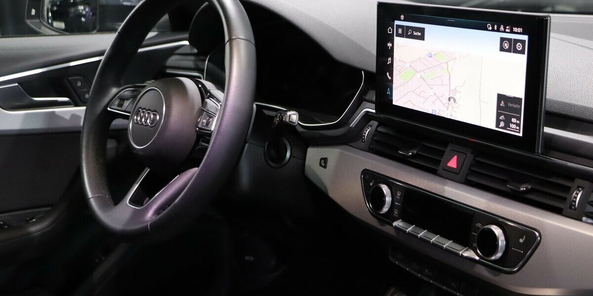 Audi A4 Avant 40 TFSI ADVANCED / LED / PANORAMA 55.000 km 27.994 &euro; Hamm 59077