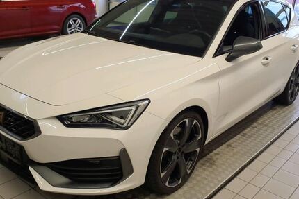 Cupra Leon 16.982 km 28.189 &euro; Hamm 59067