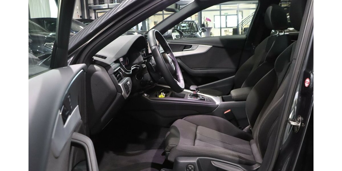 Audi A4 Avant 40 TFSI ADVANCED / LED / PANORAMA 55.000 km 27.994 &euro; Hamm 59077