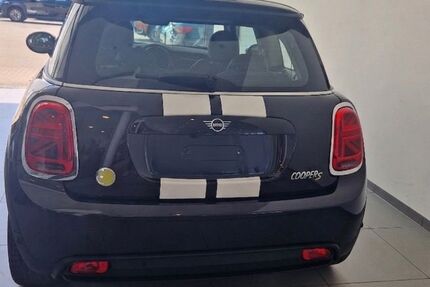Mini Cooper SE 31.000 km 19.200 &euro; Werne 59368