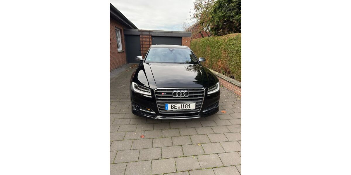 Audi S8 174.000 km 39.000 &euro; Ahlen 59227
