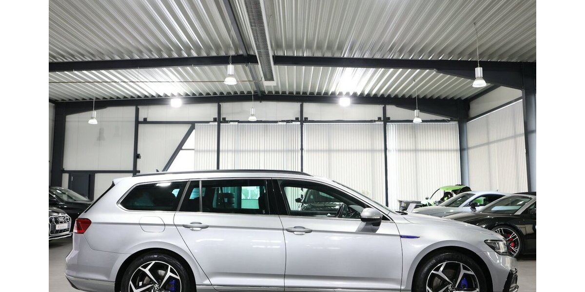 VW Passat Variant GTE DSG IQ BUSINESS R-LINE SPORT 86.000 km 24.600 &euro; Hamm 59077