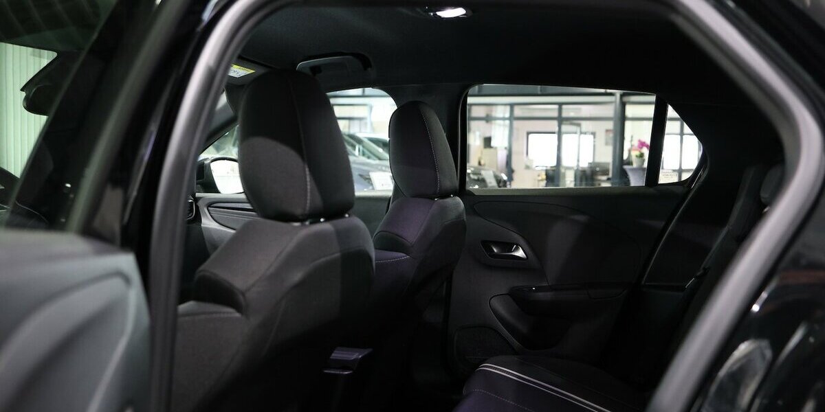 Opel Corsa F 1.2 T GS-SPORT TECH ALL-BLACK / MATRIX / 25.000 km 18.400 &euro; Hamm 59077