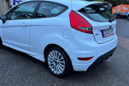 Ford Fiesta 233.000 km 2.450 &euro; Lünen 44536