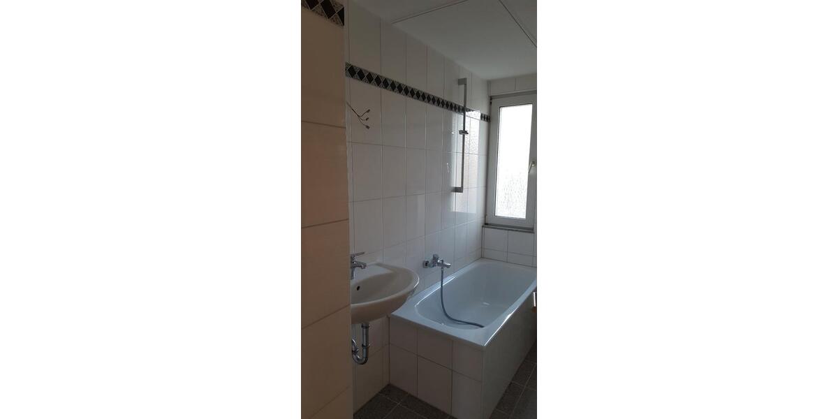 Hochparterre Hagen Hagen-Mitte - 2 Zimmer, 56 m&sup2;, 498&euro; | Angebot:26007116