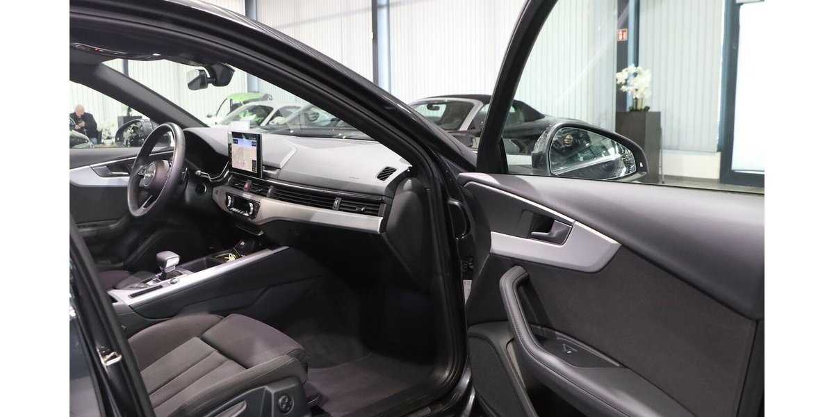 Audi A4 Avant 40 TFSI ADVANCED / LED / PANORAMA 55.000 km 27.994 &euro; Hamm 59077