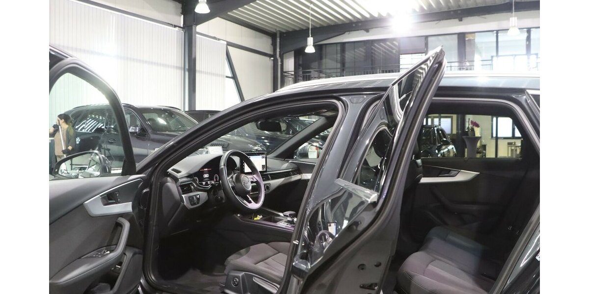 Audi A4 Avant 40 TFSI ADVANCED / LED / PANORAMA 55.000 km 27.994 &euro; Hamm 59077