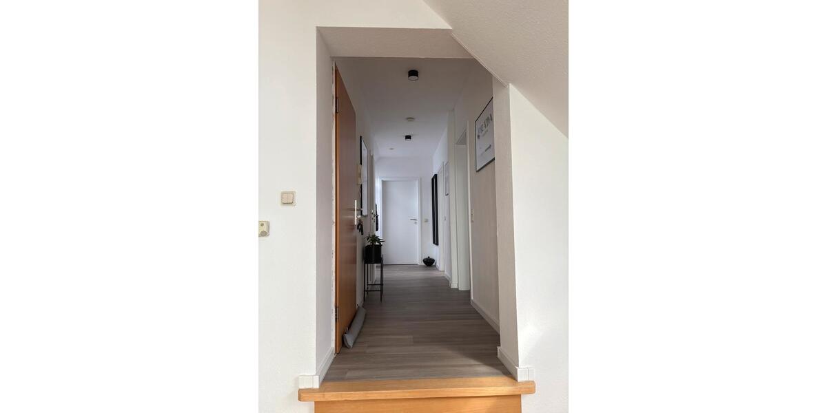 Dachgeschoßwohnung Hamm Bockum - 2 Zimmer, 74 m&sup2;, 770&euro; | Angebot:26020414