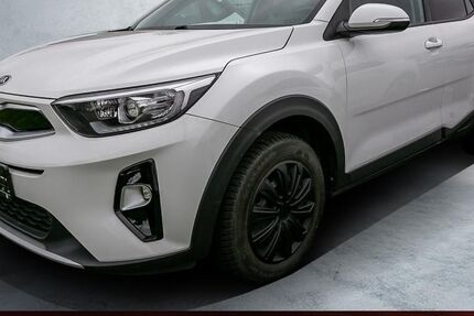 Kia Stonic 68.462 km 11.999 &euro; Kamen 59174