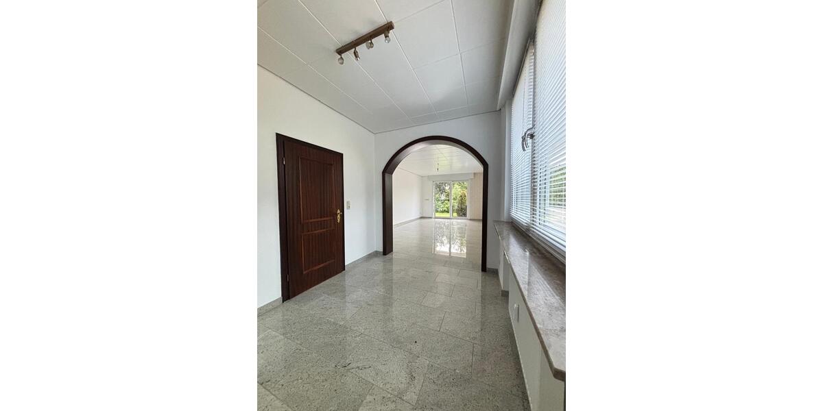 Erdgeschoßwohnung Hagen Hagen-Mitte - 2.5 Zimmer, 85 m&sup2;, 900&euro; | Angebot:25935308