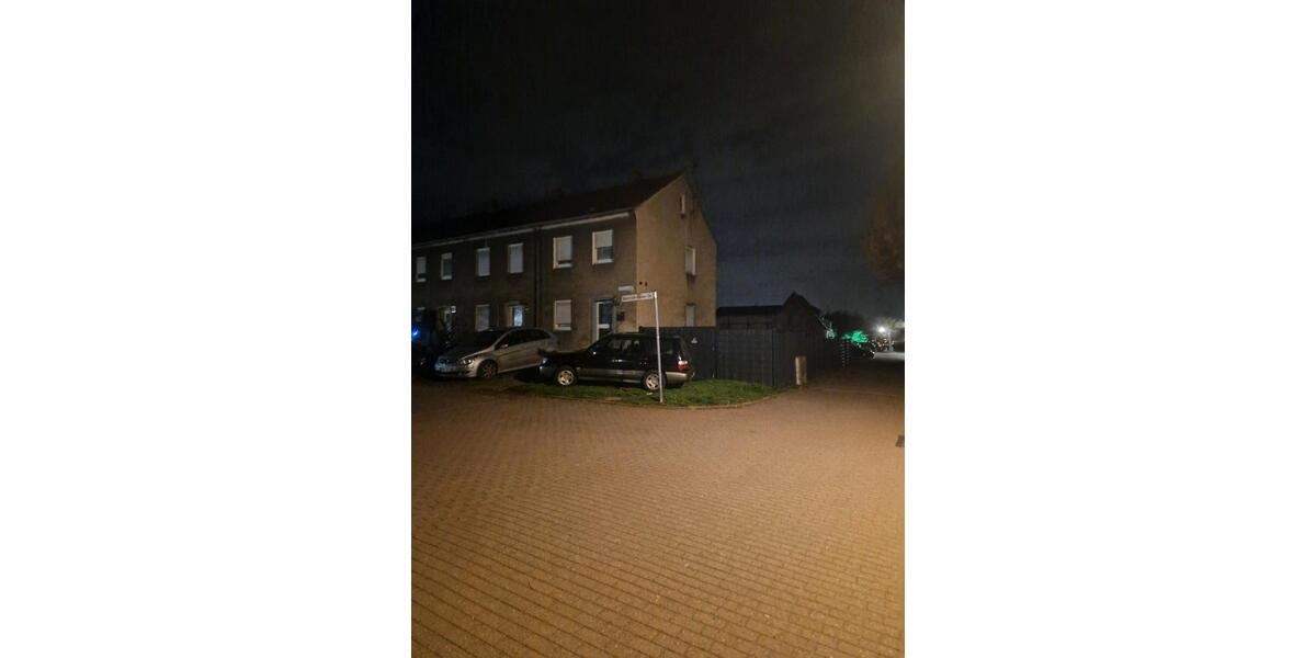 Reihenhaus Bönen - 3 Zimmer, 52 m&sup2;, 99.000&euro; | Angebot:26000882