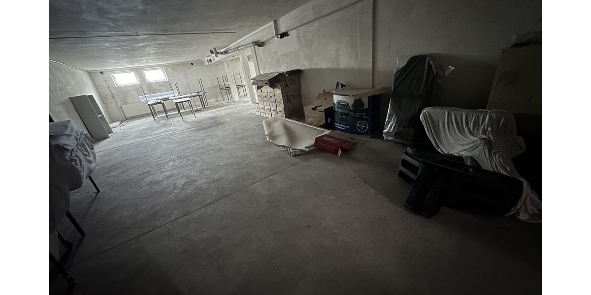 Gewerbeeinheit - Ideal für Lager, Vereine oder Hobbyzwecke - Gewerbeobjekt Dortmund / Brackel Brackel | Angebot:24571070