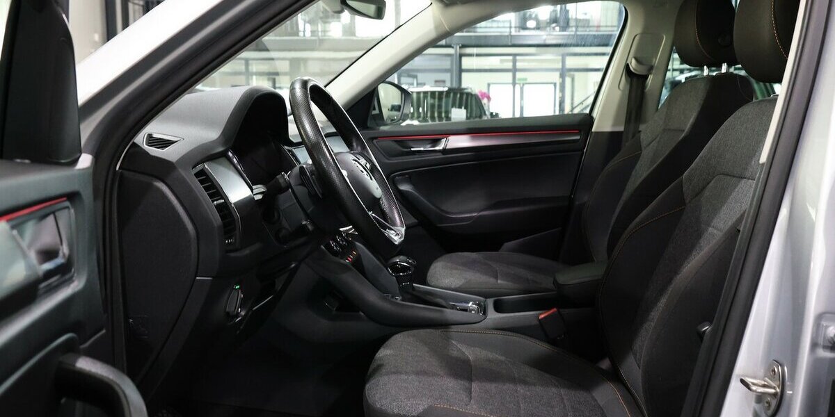 Skoda Kodiaq 1.5 TSI DSG CLEVER / LED / 1.HAND / NAVI+ 128.000 km 21.555 &euro; Hamm 59077