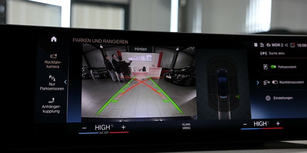 BMW 318d Touring SHADOW SPORT CURVED+NAVI,LEDER,LED 74.000 km 28.993 &euro; Hamm 59077