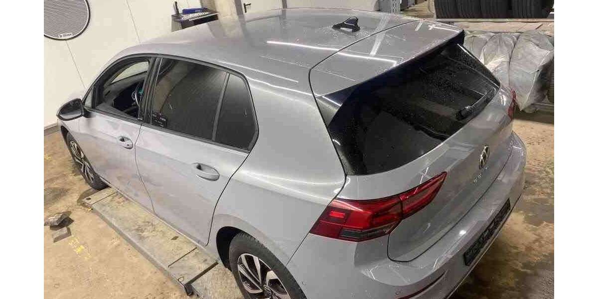 VW Golf Active 1.5 TSI DSG NAVI KAMERA ACC ALU APS SI 137.121 km 17.488 &euro; Bergkamen 59192