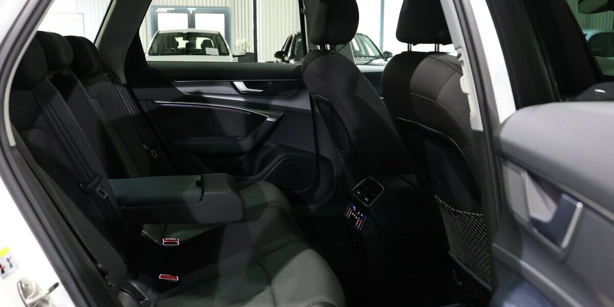 Audi A6 Avant 35 TDI BUSINESS WHITE / PANORAMA,VC,LED 107.000 km 25.996 &euro; Hamm 59077