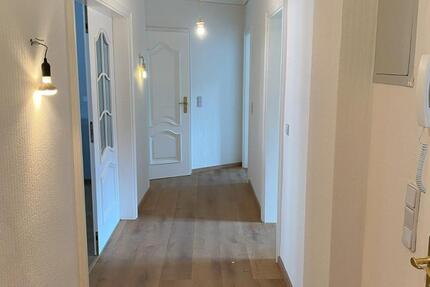 Wohnung Hagen - 2 Zimmer, 104 m&sup2;, 750&euro; | Angebot:25274274