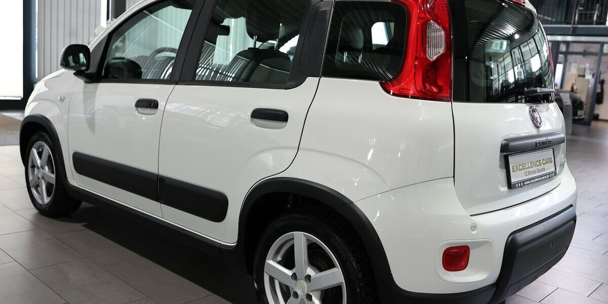Fiat Panda 1.0 Mild-Hybrid CITY LIFE WHITE / SHZ, PDC 32.000 km 11.444 &euro; Hamm 59077