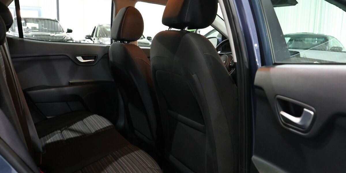 Kia Stonic 1.0 T-GDI DCT VISION AUTOMATIK / LED, AHK 30.000 km 18.444 &euro; Hamm 59077