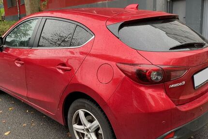 Mazda 3 174.500 km 5.950 &euro; Dortmund 44147