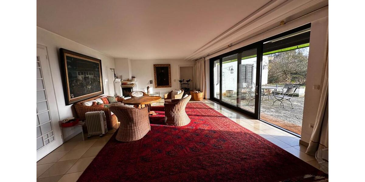 Einfamilienhaus Ense - 8 Zimmer, 320 m&sup2;, 1.800&euro; | Angebot:26539491