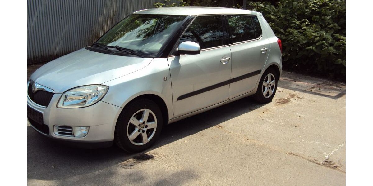 Skoda Fabia 210.000 km 1.900 &euro; Hagen 58091