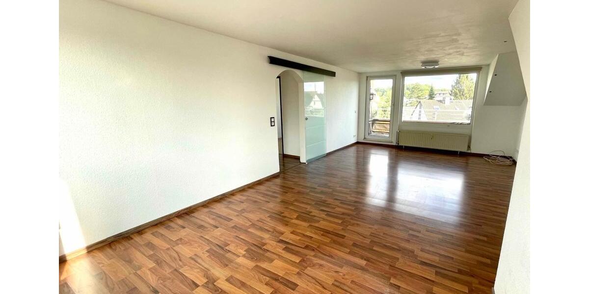 Dachgeschoßwohnung Dortmund Brackel - 3.5 Zimmer, 75 m&sup2;, 520&euro; | Angebot:26025225