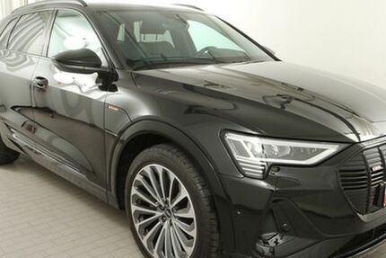 Audi e-tron 48.369 km 33.845 &euro; Dortmund 44143