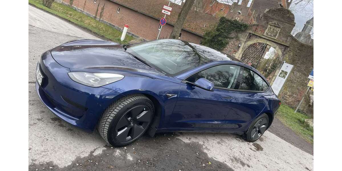 Tesla Model 3 99.730 km 23.850 &euro; Hamm 59071