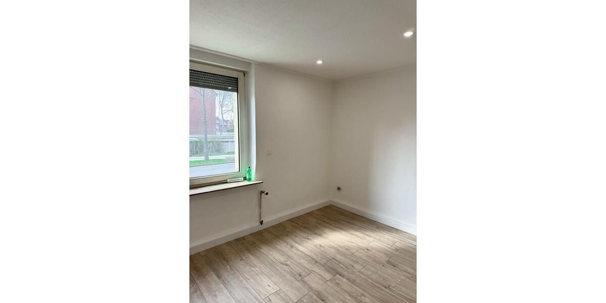 Erdgeschoßwohnung Waltrop - 4 Zimmer, 111 m&sup2;, 1.110&euro; | Angebot:25896651