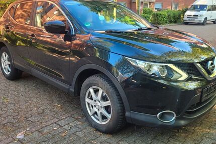 Nissan Qashqai 81.700 km 6.650 &euro; Castrop-Rauxel 44579