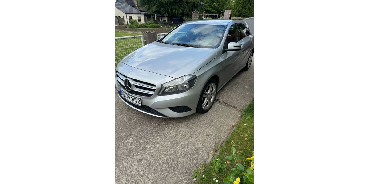 Mercedes-Benz A 180 129.850 km 7.400 &euro; Kamen 59174