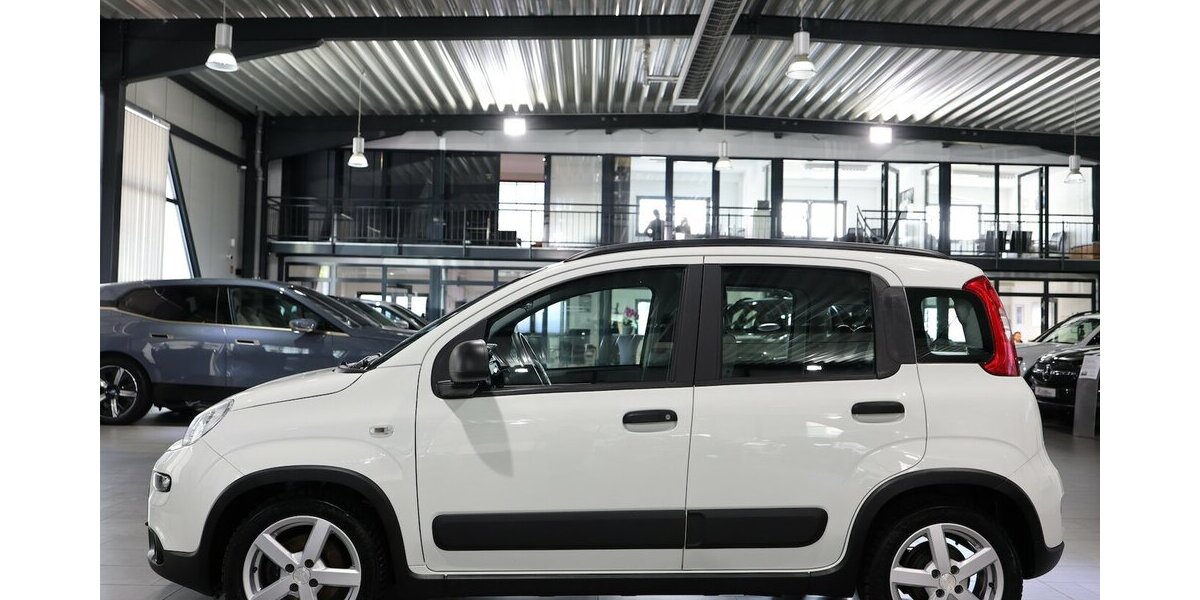 Fiat Panda 1.0 Mild-Hybrid CITY LIFE WHITE / SHZ, PDC 32.000 km 11.444 &euro; Hamm 59077