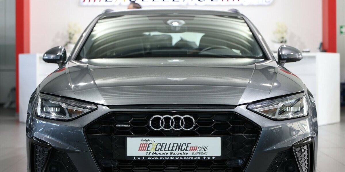 Audi A4 Avant 40 TFSI QUATTRO S-LINE SPORT BLACK TOP 113.000 km 26.888 &euro; Hamm 59077