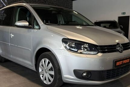 VW Touran 165.000 km 6.390 &euro; Unna 59425
