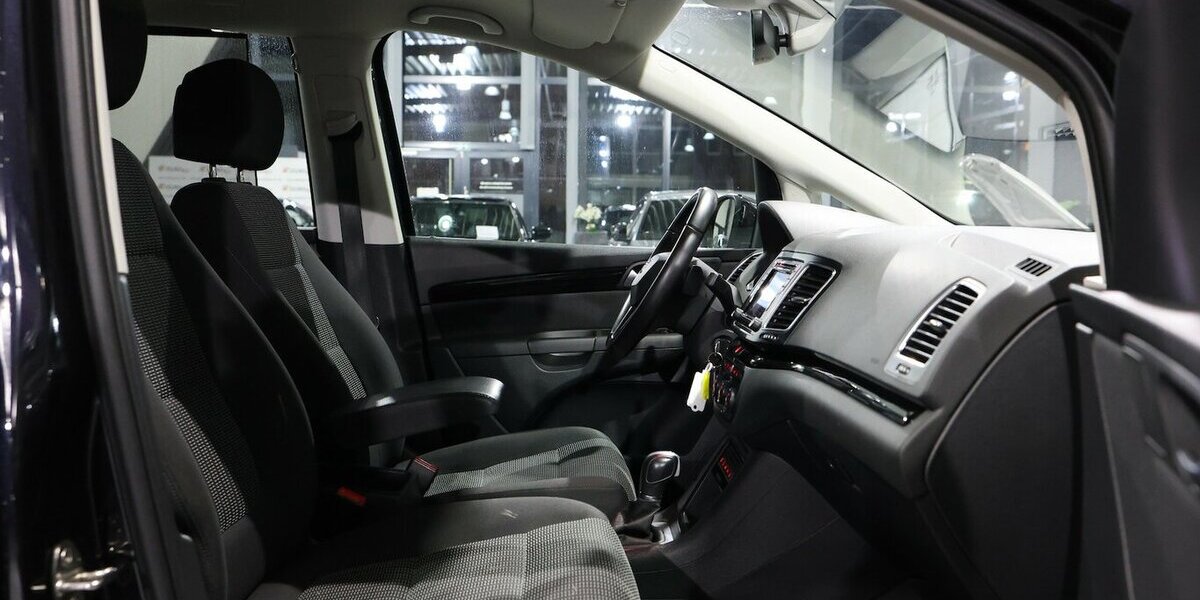 Seat Alhambra 1.4 TSI DSG STYLE BUSINESS / 7-SITZER / 75.000 km 27.221 &euro; Hamm 59077