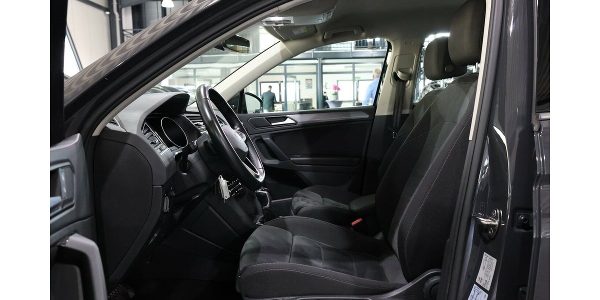VW Tiguan 2.0 TDI DSG 4M IQ LIFE LED, HEAD-UP, NAVI 105.000 km 23.888 &euro; Hamm 59077