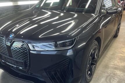BMW iX 26.829 km 42.870 &euro; Hamm 59067