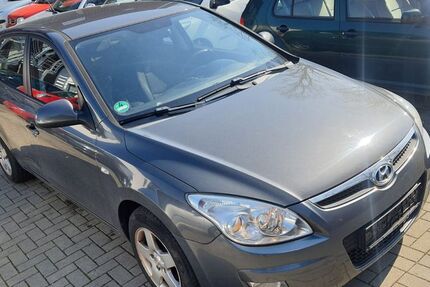 Hyundai i30 197.000 km 2.499 &euro; Ascheberg 59387